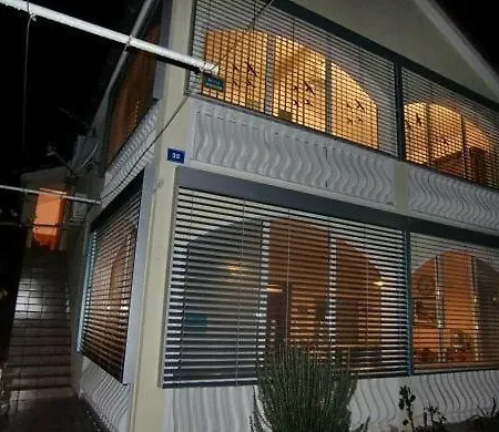 Apartament Eg Vir